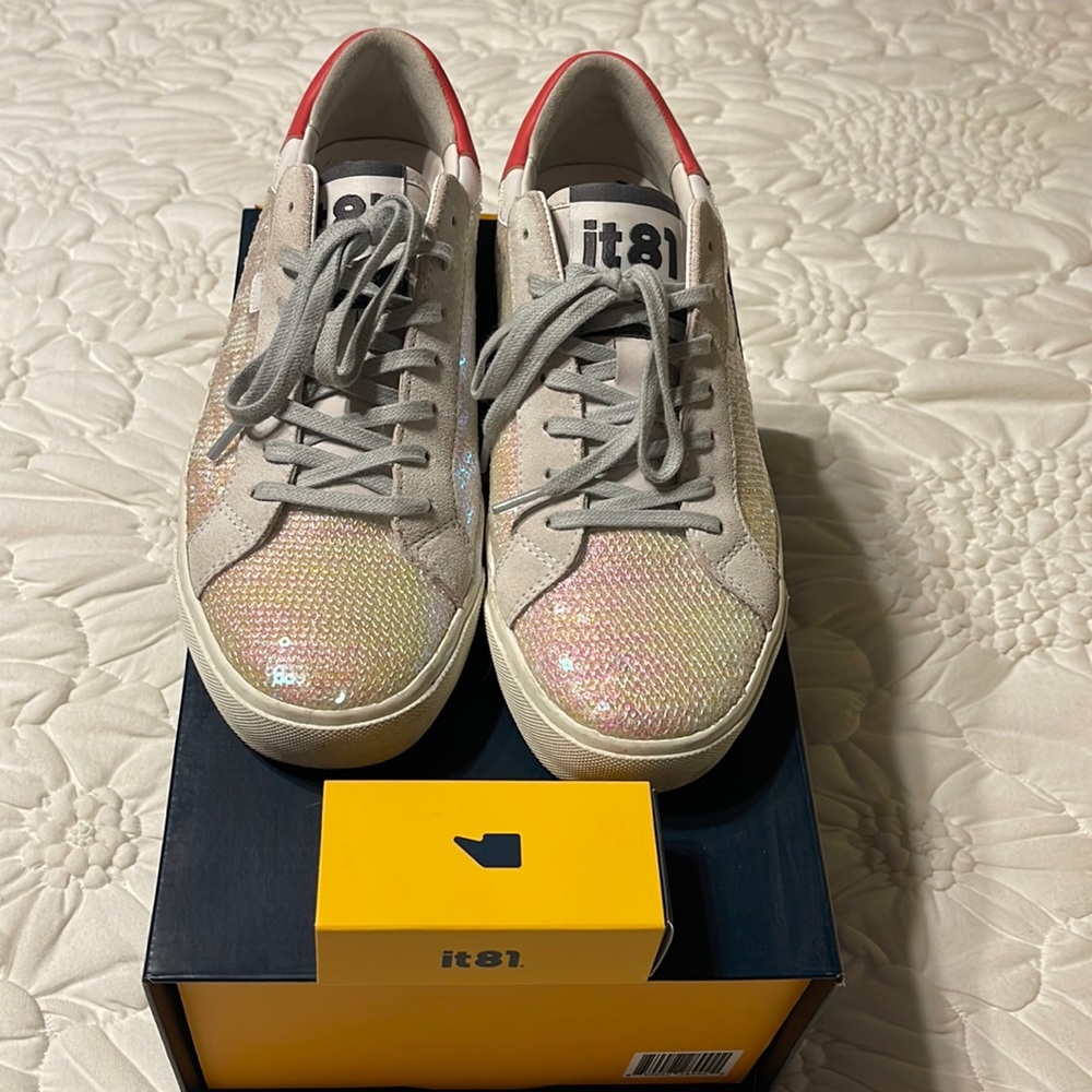 it81 Ladies Pink Periscope Low Top Size 7